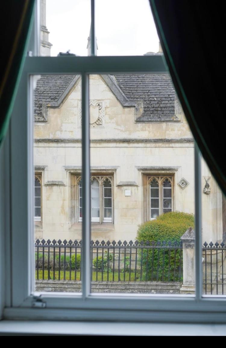 Stamford Lodge Apartment *